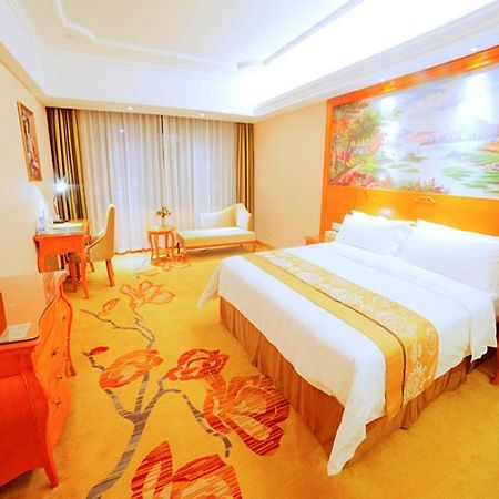 Vienna Hotel Shaoguan Wuli Pavilion Exteriör bild